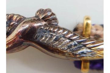 時代物　彫金　K20(20金)　羽ばたく鶴のデザインが上品な帯留め(つる、ツル、和装小物、着物道具、アクセサリー、帯締め、ゴールド、金)(R-078236)