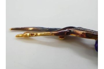 時代物　彫金　K20(20金)　羽ばたく鶴のデザインが上品な帯留め(つる、ツル、和装小物、着物道具、アクセサリー、帯締め、ゴールド、金)(R-078236)