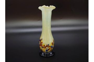 昭和レトロ　戦前　大正　可愛らしいデザインの古いマーブルガラス花瓶2個セット(フリル、色被せ、一輪挿し、花入、花器、硝子、吹きガラス)(R-078238)