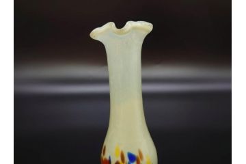 昭和レトロ　戦前　大正　可愛らしいデザインの古いマーブルガラス花瓶2個セット(フリル、色被せ、一輪挿し、花入、花器、硝子、吹きガラス)(R-078239)