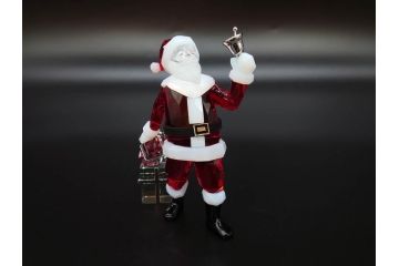 オーストリア　SWAROVSKI(スワロフスキー)　サンタクロース　高さ10.5cm　細部まで丁寧にカットされたクリスタルオブジェ(クリスマスデコレーション、クリスタルガラス、置物、ディスプレイ、箱付き)(R-078249)