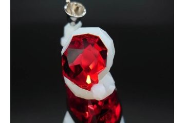 オーストリア　SWAROVSKI(スワロフスキー)　サンタクロース　高さ10.5cm　細部まで丁寧にカットされたクリスタルオブジェ(クリスマスデコレーション、クリスタルガラス、置物、ディスプレイ、箱付き)(R-078249)