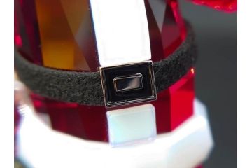 オーストリア　SWAROVSKI(スワロフスキー)　サンタクロース　高さ10.5cm　細部まで丁寧にカットされたクリスタルオブジェ(クリスマスデコレーション、クリスタルガラス、置物、ディスプレイ、箱付き)(R-078249)