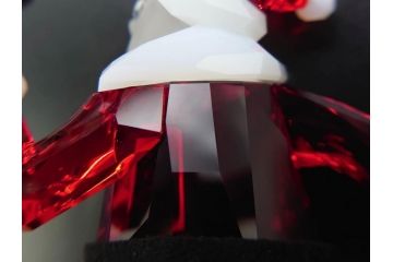 オーストリア　SWAROVSKI(スワロフスキー)　サンタクロース　高さ10.5cm　細部まで丁寧にカットされたクリスタルオブジェ(クリスマスデコレーション、クリスタルガラス、置物、ディスプレイ、箱付き)(R-078249)