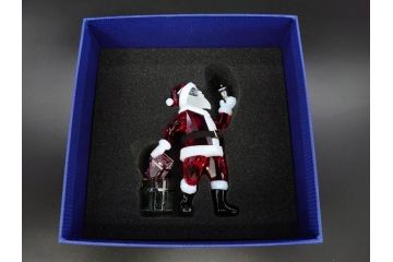 オーストリア　SWAROVSKI(スワロフスキー)　サンタクロース　高さ10.5cm　細部まで丁寧にカットされたクリスタルオブジェ(クリスマスデコレーション、クリスタルガラス、置物、ディスプレイ、箱付き)(R-078249)