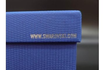 オーストリア　SWAROVSKI(スワロフスキー)　サンタクロース　高さ10.5cm　細部まで丁寧にカットされたクリスタルオブジェ(クリスマスデコレーション、クリスタルガラス、置物、ディスプレイ、箱付き)(R-078249)