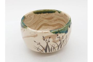 加藤光右衛門　織部　約13cm　4.1寸　柔らかな風合いを感じる抹茶碗(美濃、植物、茶道具、茶陶、四寸一分、和食器、共布、共箱付き)(R-078251)