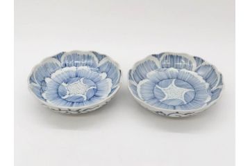 江戸後期　伊万里　線描き　約14cm　4.5寸　上品な大輪の牡丹が目を引くなます皿2枚セット(花、小皿、和皿、四寸五分、和食器)(R-078252)