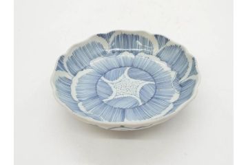 江戸後期　伊万里　線描き　約14cm　4.5寸　上品な大輪の牡丹が目を引くなます皿2枚セット(花、小皿、和皿、四寸五分、和食器)(R-078252)