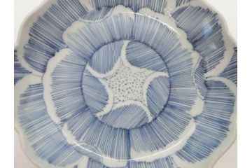 江戸後期　伊万里　線描き　約14cm　4.5寸　上品な大輪の牡丹が目を引くなます皿2枚セット(花、小皿、和皿、四寸五分、和食器)(R-078252)