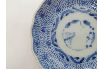 江戸後期　古伊万里　成化年製　微塵唐草文染付　約11cm　3.5寸　繊細な線描きが見事な小皿3枚セット(みじんからくさ、和皿、和食器、三寸五分)(R-078254)