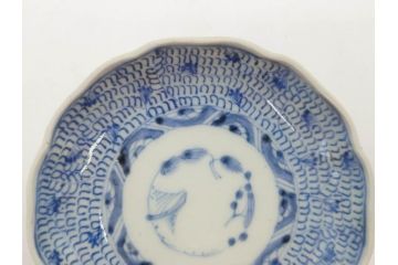 江戸後期　古伊万里　成化年製　微塵唐草文染付　約11cm　3.5寸　繊細な線描きが見事な小皿3枚セット(みじんからくさ、和皿、和食器、三寸五分)(R-078254)