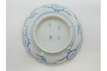 江戸後期　古伊万里　成化年製　微塵唐草文染付　約11cm　3.5寸　繊細な線描きが見事な小皿3枚セット(みじんからくさ、和皿、和食器、三寸五分)(R-078254)