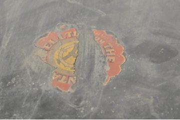 アンティーク雑貨　イタリア　FRANZI(フランツィ)　男前な雰囲気とかわいらしい雰囲気を併せ持つ舟トランク(船トランク、ローテーブル、センターテーブル、リビングテーブル、収納、ディスプレイ雑貨)(R-078269)