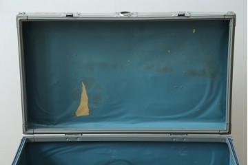 和製ヴィンテージ　BANKOKU　鍵付き!!　とっても軽いジュラルミン船トランク　(R-078272)
