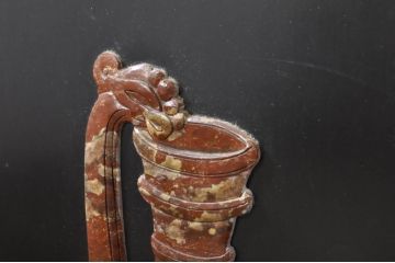 アジアンビンテージ　シノワズリ様式　玉石彫刻が目を惹く小振りなキャビネット(サイドキャビネット、収納棚、戸棚)(R-078279)