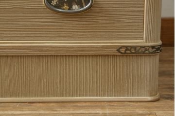 中古　美品　品のある佇まいが和の雰囲気を引き立てる加茂総桐箪笥(胴丸、総桐たんす、着物箪笥、衣装箪笥、引き出し、和タンス)(定価約100万円)(R-078284)