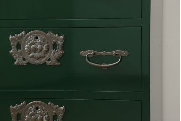 中古　美品!!　二本松工藝館　田中家具　個性的でモダンな佇まいの両開き戸付きチェスト(サイドチェスト、和タンス、整理箪笥、収納箪笥、引き出し、観音箪笥、衣装箪笥)(定価約65万円)(R-078287)