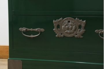 中古　美品!!　二本松工藝館　田中家具　個性的でモダンな佇まいの両開き戸付きチェスト(サイドチェスト、和タンス、整理箪笥、収納箪笥、引き出し、観音箪笥、衣装箪笥)(定価約65万円)(R-078287)