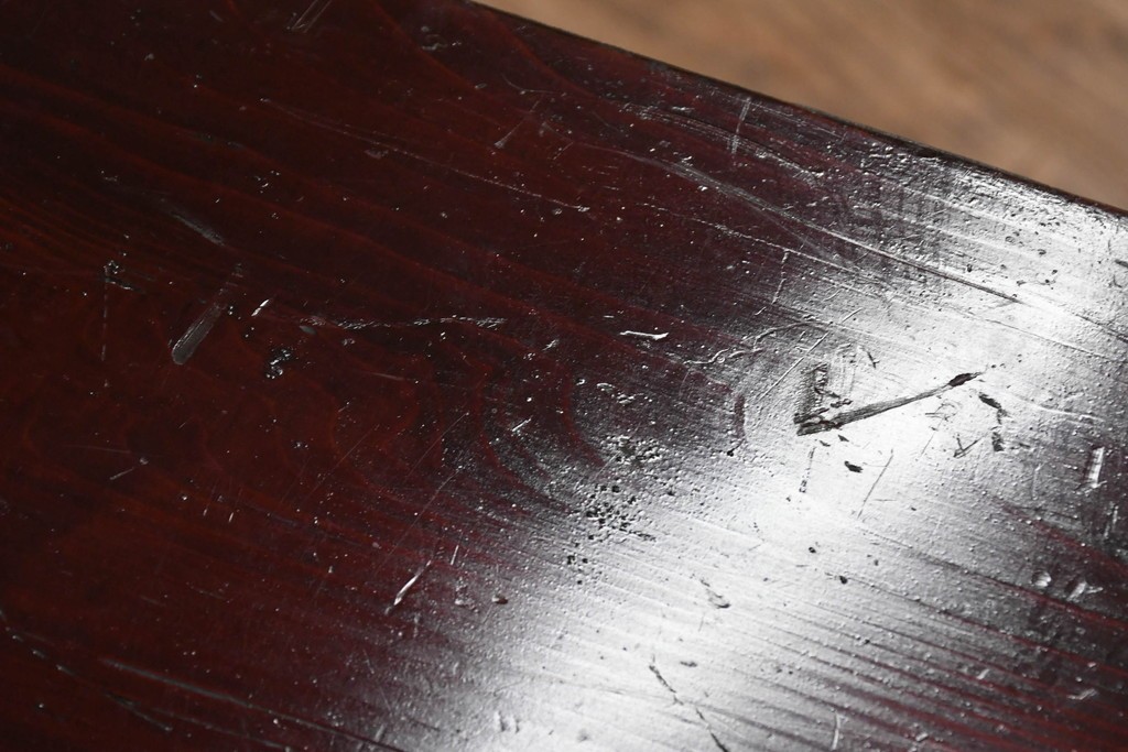 和製アンティーク　明治大正期　前面・内部桐(キリ)材　松・巾着・鶴・亀の縁起物をあしらった金具が魅力的な佐渡箪笥ローチェスト　(R-078291)