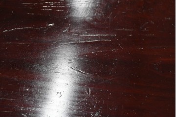 和製アンティーク　明治大正期　前面・内部桐(キリ)材　松・巾着・鶴・亀の縁起物をあしらった金具が魅力的な佐渡箪笥ローチェスト　(R-078291)