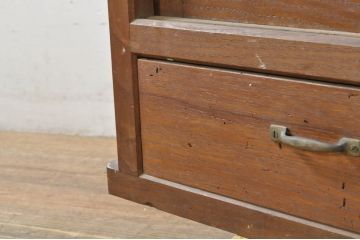 和製アンティーク　どこか懐かしいレトロな雰囲気の関東水屋箪笥サイドボード(食器棚、サイドキャビネット、収納棚、戸棚、テレビ台、テレビボード、店舗什器)(R-078296)