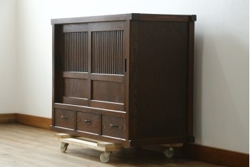 和製アンティーク　格子引き戸が粋な関東水屋箪笥キャビネット　(R-078297)