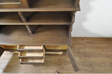 中古　美品　永田良介商店　使い勝手のよい収納と美しいデザインを兼ね備えたキャビネット(収納棚、戸棚、カップボード、食器棚)(R-078301)