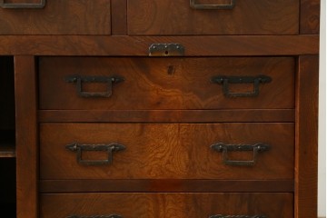 和製アンティーク　前面(欅材)　天板・側面(栗材)　真鍮金具　新潟産の帳場箪笥　(R-078304)