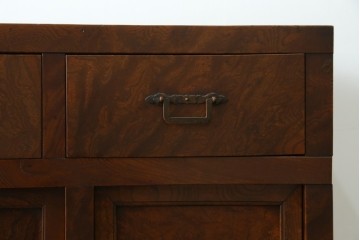 和製アンティーク　前面(欅材)　天板・側面(栗材)　真鍮金具　新潟産の帳場箪笥　(R-078304)