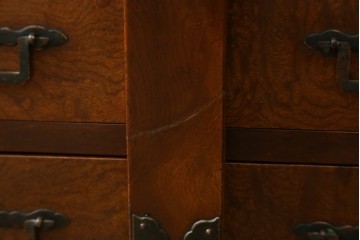 和製アンティーク　前面(欅材)　天板・側面(栗材)　真鍮金具　新潟産の帳場箪笥　(R-078304)