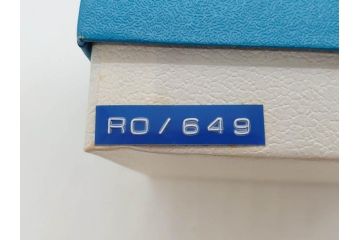 ヘレンド　ハンガリー　HEREND HVNGARY　「ロスチャイルド・バード」649/RO　「フルーツコンポジション」1253/CFR　「ヴィクトリア・ブーケ」　華やかな絵が美しいクリーマー・プレート・ジャム/マーマレード3点セット(金彩、鳥、蝶、花、果物、変形皿、洋食器)(R-078334)　　