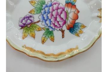 ヘレンド　ハンガリー　HEREND HVNGARY　「ロスチャイルド・バード」649/RO　「フルーツコンポジション」1253/CFR　「ヴィクトリア・ブーケ」　華やかな絵が美しいクリーマー・プレート・ジャム/マーマレード3点セット(金彩、鳥、蝶、花、果物、変形皿、洋食器)(R-078334)　　