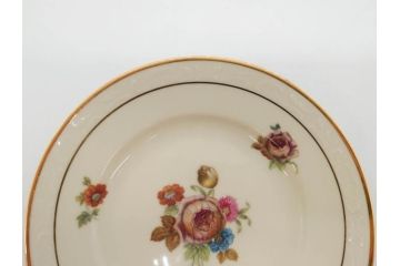 ドイツ　KPM (ベルリン王立磁器製陶所)　優雅な時間に浸れるカップ&ソーサー3客・プレート6枚セット(金彩、ゴールド、バラ、蝶、洋食器)(R-078335)