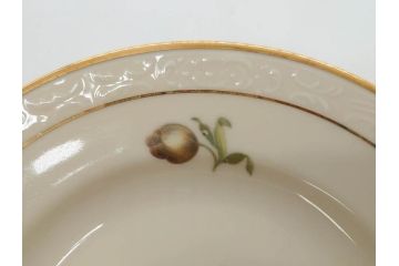 ドイツ　KPM (ベルリン王立磁器製陶所)　優雅な時間に浸れるカップ&ソーサー3客・プレート6枚セット(金彩、ゴールド、バラ、蝶、洋食器)(R-078335)