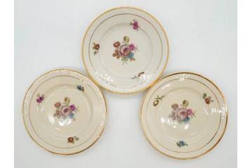 ドイツ　KPM (ベルリン王立磁器製陶所)　優雅な時間に浸れるカップ&ソーサー3客・プレート6枚セット(金彩、ゴールド、バラ、蝶、洋食器)(R-078335)