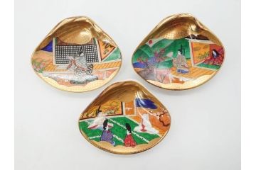1980年　フランクリン画廊　徳川黎明會監修　「源氏物語貝合せ」　約10cm　3.3寸 雅な絵柄が美しい貝絵皿54枚揃(限定版、飾り皿、認定書、解説書付き、ボーンチャイナ、陶器、金彩、蒔絵、重箱、三寸三分)(R-078337)