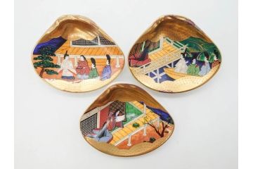 1980年　フランクリン画廊　徳川黎明會監修　「源氏物語貝合せ」　約10cm　3.3寸 雅な絵柄が美しい貝絵皿54枚揃(限定版、飾り皿、認定書、解説書付き、ボーンチャイナ、陶器、金彩、蒔絵、重箱、三寸三分)(R-078337)