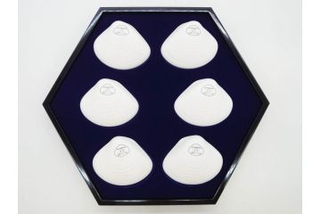 1980年　フランクリン画廊　徳川黎明會監修　「源氏物語貝合せ」　約10cm　3.3寸 雅な絵柄が美しい貝絵皿54枚揃(限定版、飾り皿、認定書、解説書付き、ボーンチャイナ、陶器、金彩、蒔絵、重箱、三寸三分)(R-078337)