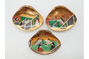 1980年　フランクリン画廊　徳川黎明會監修　「源氏物語貝合せ」　約10cm　3.3寸 雅な絵柄が美しい貝絵皿54枚揃(限定版、飾り皿、認定書、解説書付き、ボーンチャイナ、陶器、金彩、蒔絵、重箱、三寸三分)(R-078337)