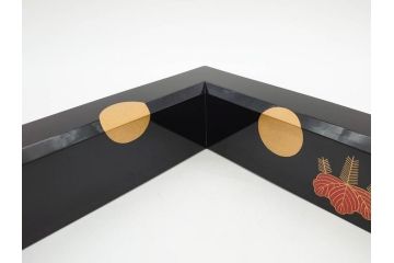 輪島塗　蒔絵が引き立つ炉縁(漆塗り、茶道具、金彩、菊桐文、共箱付き)(R-078338)