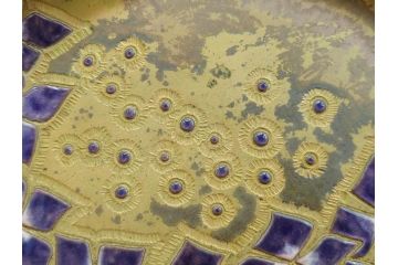 美彦銘　金彩花文七宝額　約24cm　8寸　紫陽花のデザインが際立つ飾皿(飾り皿、額皿、花、和皿、大皿、和食器、共箱付き、八寸)(R-078339)