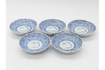 江戸後期　古伊万里　成化年製　微塵唐草文染付　約11cm　3.5寸　繊細な線描きが見事な小皿5枚セット(みじんからくさ、和皿、和食器、三寸五分)(R-078341)