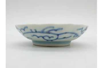 江戸後期　古伊万里　成化年製　微塵唐草文染付　約11cm　3.5寸　繊細な線描きが見事な小皿5枚セット(みじんからくさ、和皿、和食器、三寸五分)(R-078341)