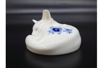 デンマーク　ROYAL COPENHAGEN(ロイヤルコペンハーゲン)　ブルーフルーテッド　プレイン　繊細に描かれた模様が上品なソルト&ペッパー・フィギュリン2点セット(塩胡椒入れ、調味料、置物、眠り猫、キャット、熊、ベア)(R-078343)