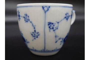 デンマーク　ROYAL COPENHAGEN(ロイヤルコペンハーゲン)　ブルーフルテッド プレイン　繊細な絵付けがエレガントなコーヒーカップ&ソーサー5客セット(洋食器、C&S)(R-078346)