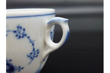 デンマーク　ROYAL COPENHAGEN(ロイヤルコペンハーゲン)　ブルーフルテッド プレイン　繊細な絵付けがエレガントなコーヒーカップ&ソーサー5客セット(洋食器、C&S)(R-078346)