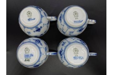 デンマーク　ROYAL COPENHAGEN(ロイヤルコペンハーゲン)　ブルーフルテッド プレイン　繊細な絵付けがエレガントなコーヒーカップ&ソーサー5客セット(洋食器、C&S)(R-078346)