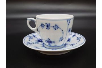 デンマーク　ROYAL COPENHAGEN(ロイヤルコペンハーゲン)　ブルーフルテッド プレイン　繊細な絵付けがエレガントなコーヒーカップ&ソーサー5客セット(洋食器、C&S)(R-078346)