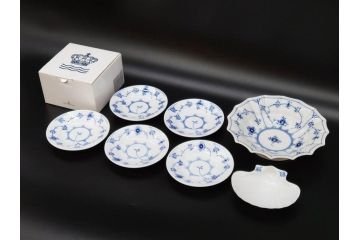 デンマーク　ROYAL COPENHAGEN(ロイヤルコペンハーゲン)　ブルーフルーテッド　プレイン　ブルーコペンハーゲン　様々なシーンに対応できるプレート5枚・シェルディッシュ・ボウルセット(皿、深皿、小皿、変形皿、貝、花柄、洋食器)(R-078347)